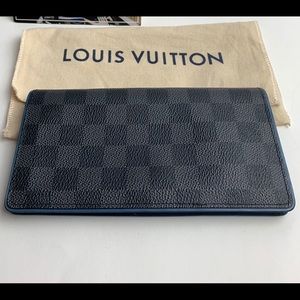 Louis Vuitton Brazza Wallet